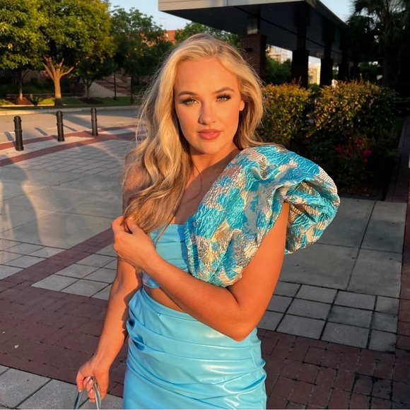 Blue set - Picture 2 of 3